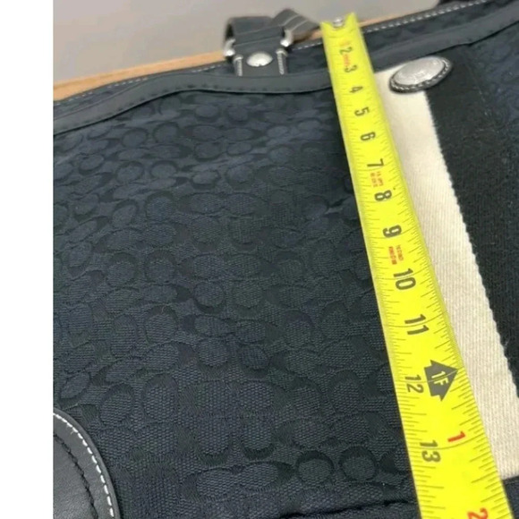 AUTHENTIC Coach voyager duffle bag x large travel signature C jacquard - Picture 6 of 8